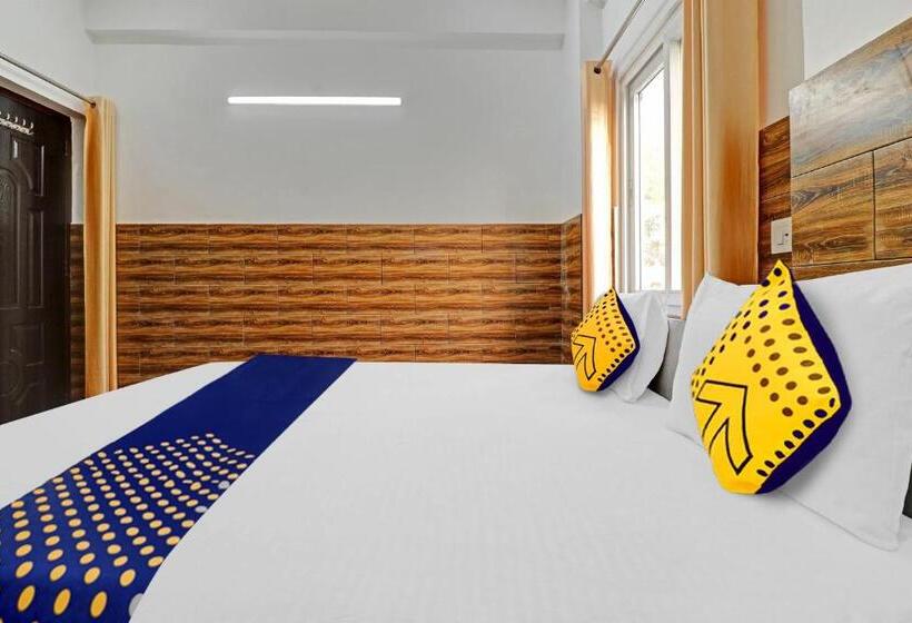 غرفة كلاسيكية ثلاثية, Anil Guest House