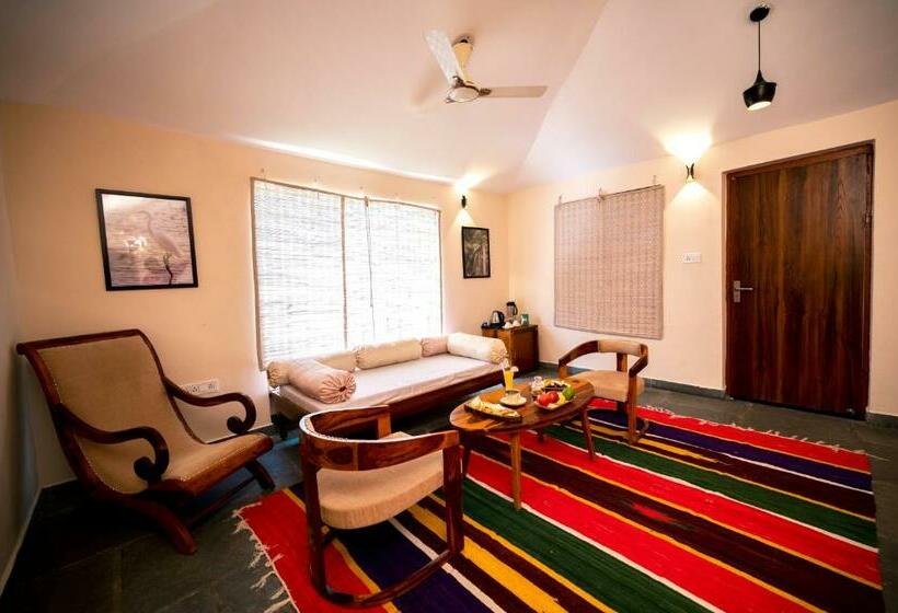 Quarto Estandar Cama King, Clarks Safari Jawai