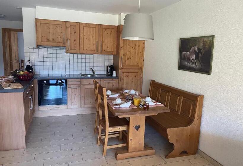 침실 1개 아파트, Mountain River Appart