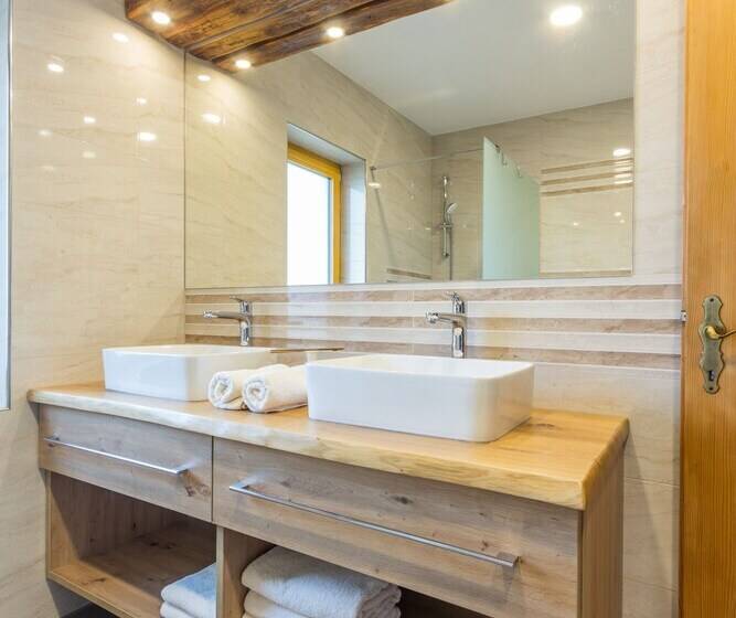 آپارتمان لوکس 1 خوابه, Vilaraj