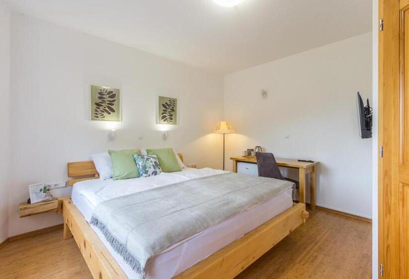 اتاق سوپریور, Vilaraj