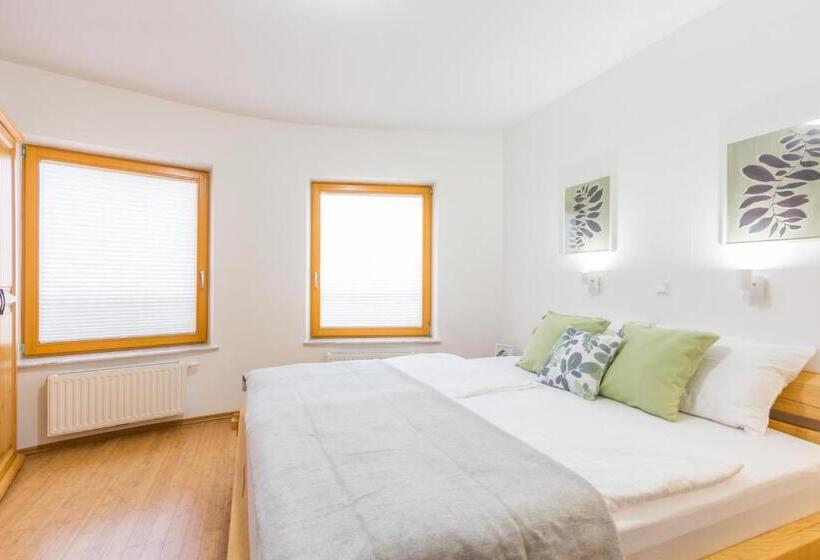 اتاق سوپریور, Vilaraj