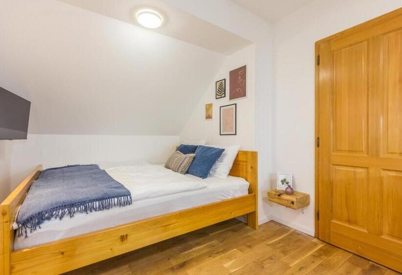 استودیوی سوپریور, Vilaraj