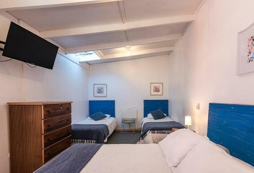 Familiekamer, Alma Pucón