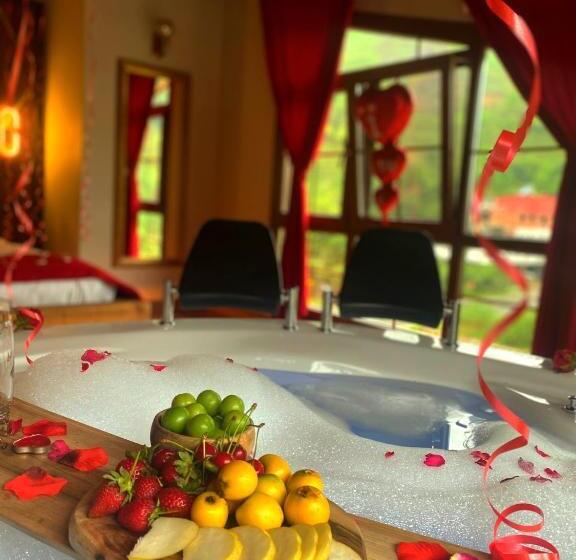 غرفة قياسية مزوَّدة بجاكوزي, Dd Boutique