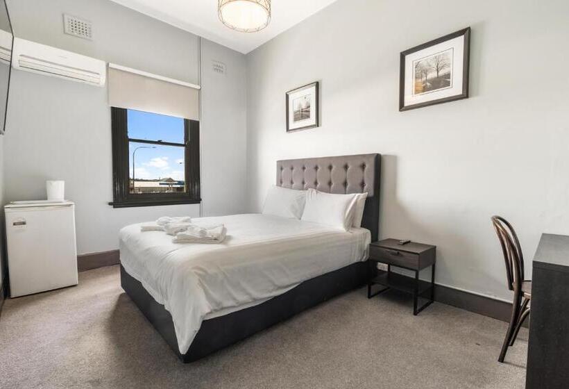 اتاق استاندارد با سرویس بهداشتی مشترک, The Great Western