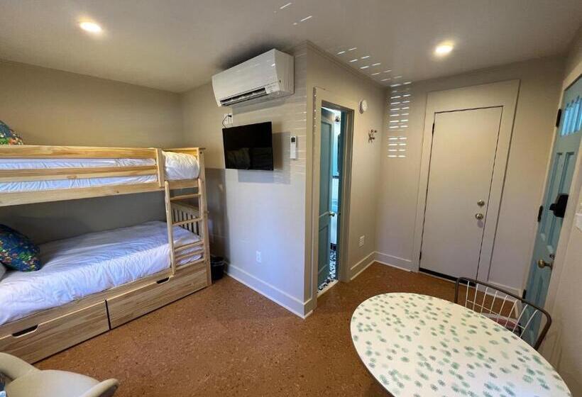 Люкс Повышенной Комфортности, Blue Ridge Tourist Court