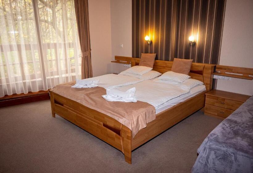 Номер Deluxe, Atryum