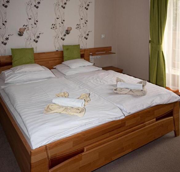 Номер Deluxe, Atryum