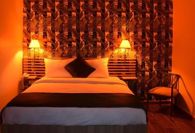 اتاق لوکس, Nayada Otel Spa