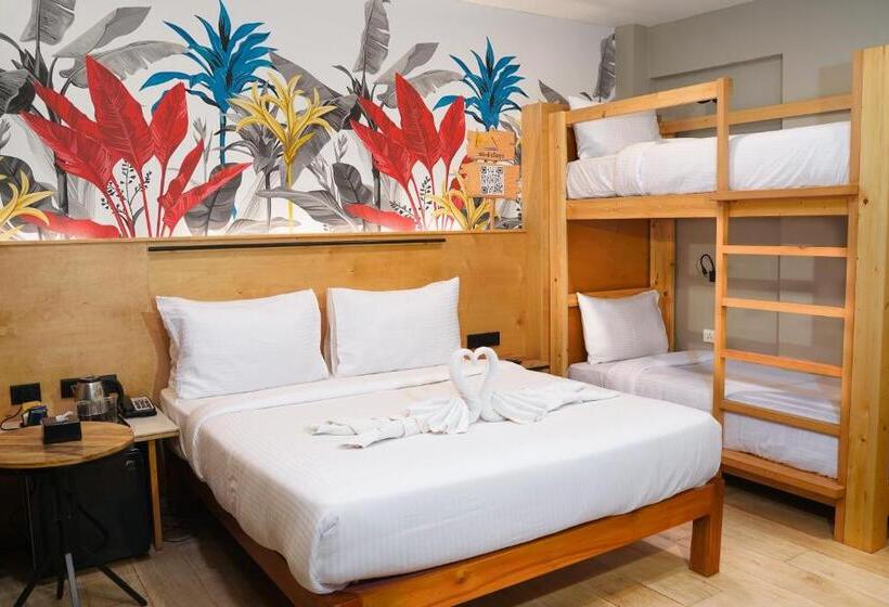 디럭스 패밀리 룸, Indie Stays Goa