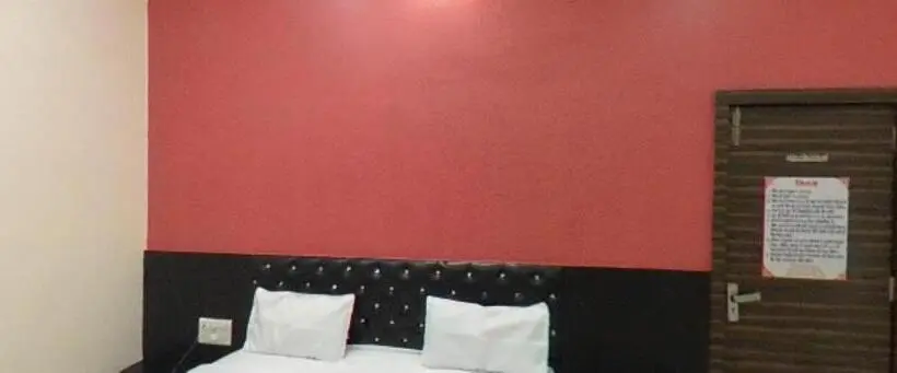 デラックスルーム, Naman Palace Ujjain