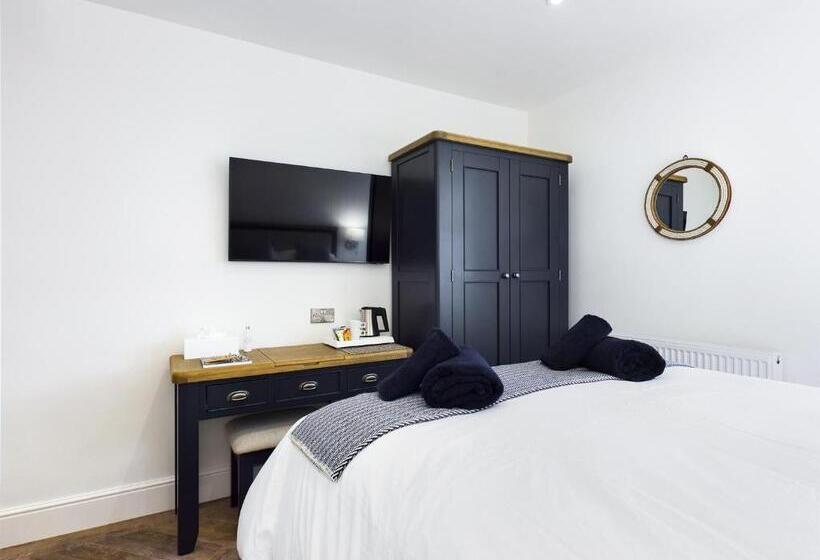 带大床的豪华间, Driftwood Boutique Guest House