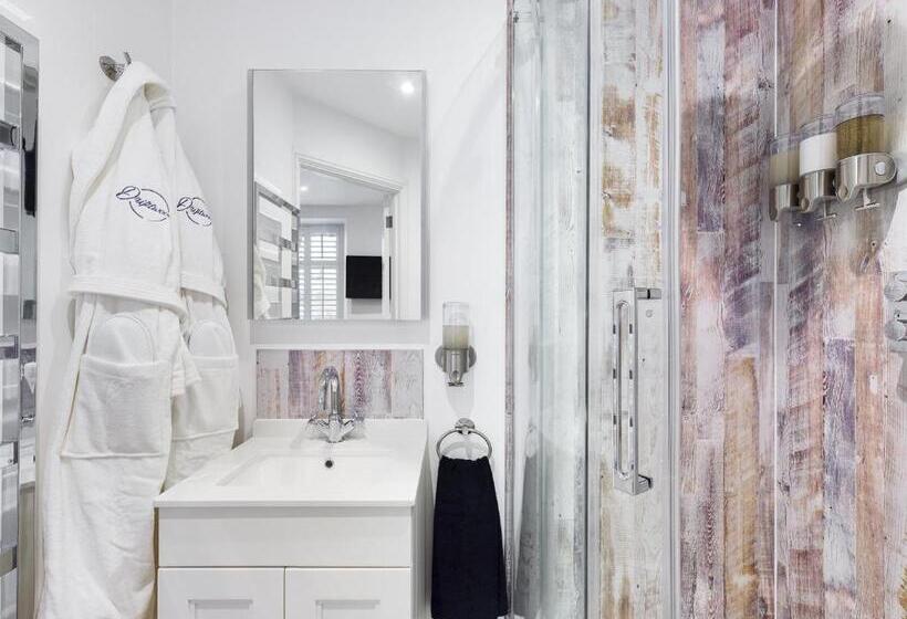 家庭间, Driftwood Boutique Guest House