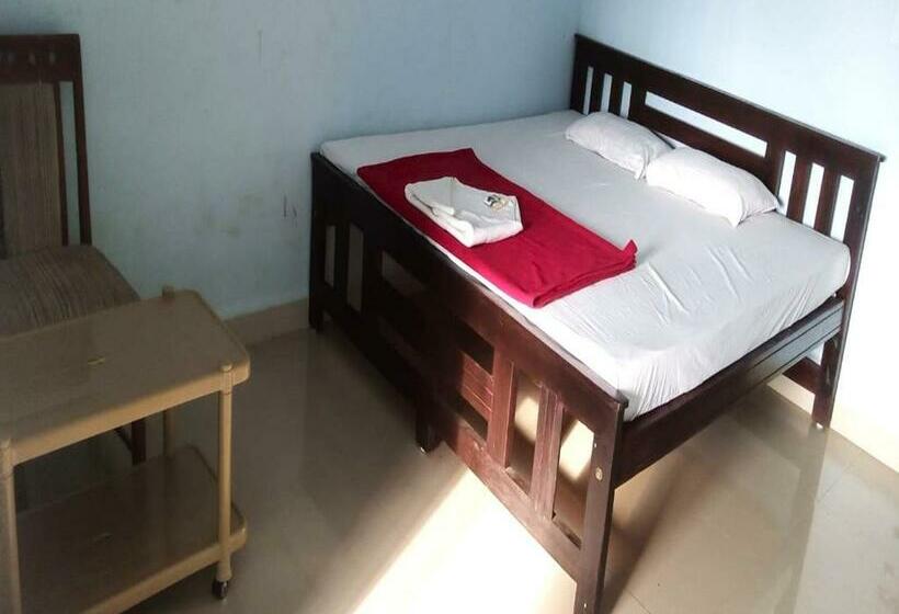 Номер Economy, Keerthi