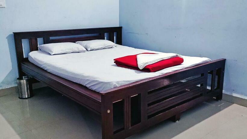 Номер Economy, Keerthi