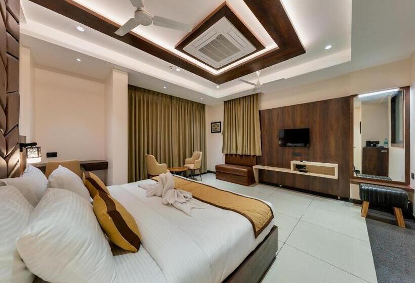 Люкс, Golden Leaf Resort