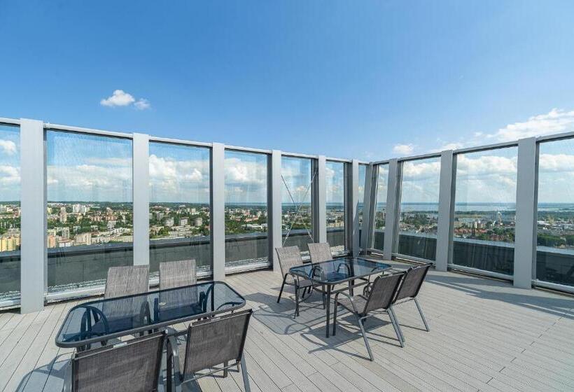 带1个卧室的高级公寓, Hanza Tower 5 Stars