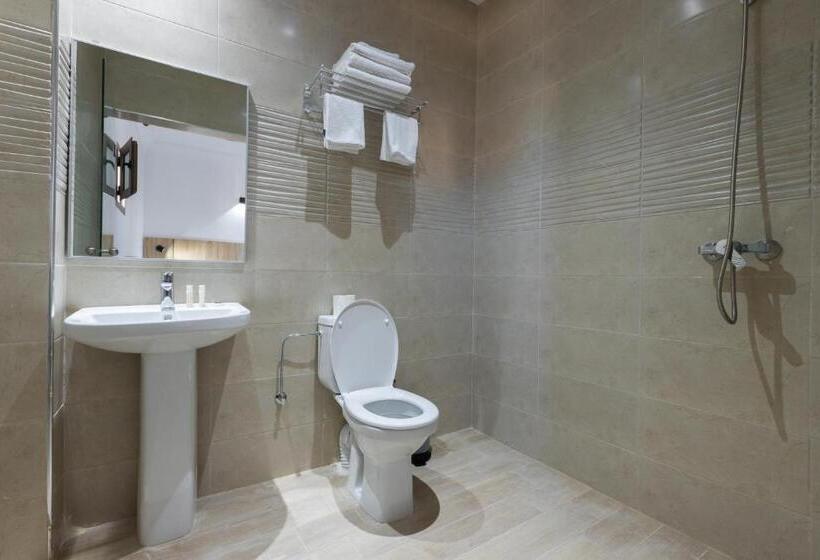 スタンダードルーム, Karam City