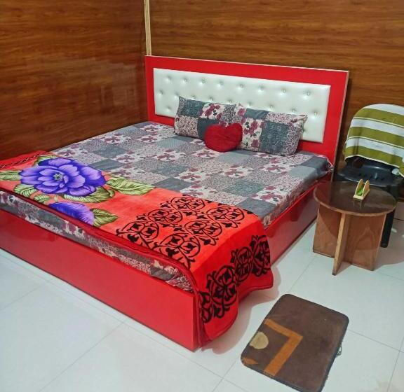 Трехместный Номер Классика, Oyo 70132 Mayur Guest House