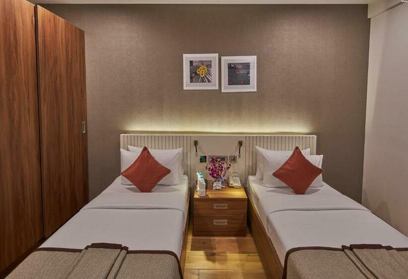 프리미엄 룸, Regenta Inn Grandorr, Mahadevapura