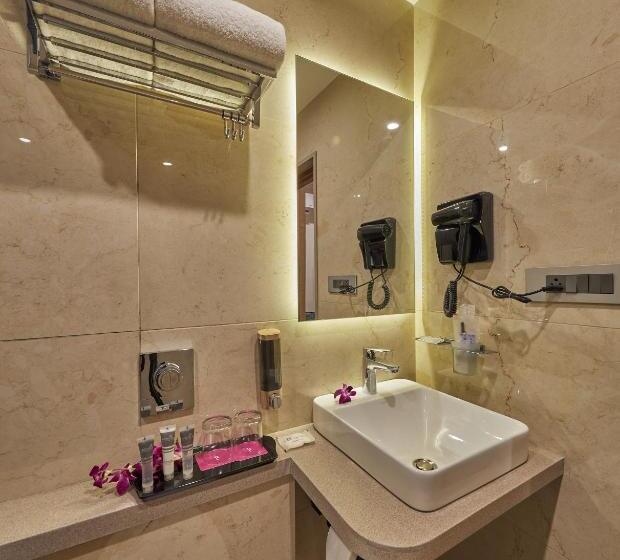 디럭스 룸, Regenta Inn Grandorr, Mahadevapura