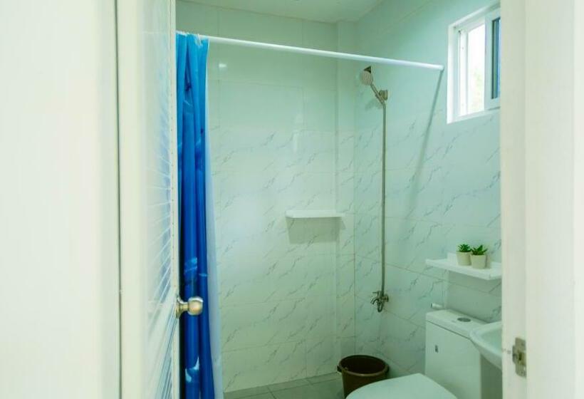 غرفة عائلية مطلّة علي البحر, Sun In Hand Beach Resort