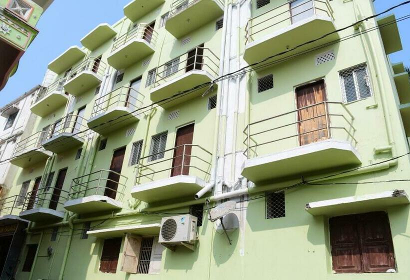 اتاق استاندارد با چشمانداز باغ, Dream Palace