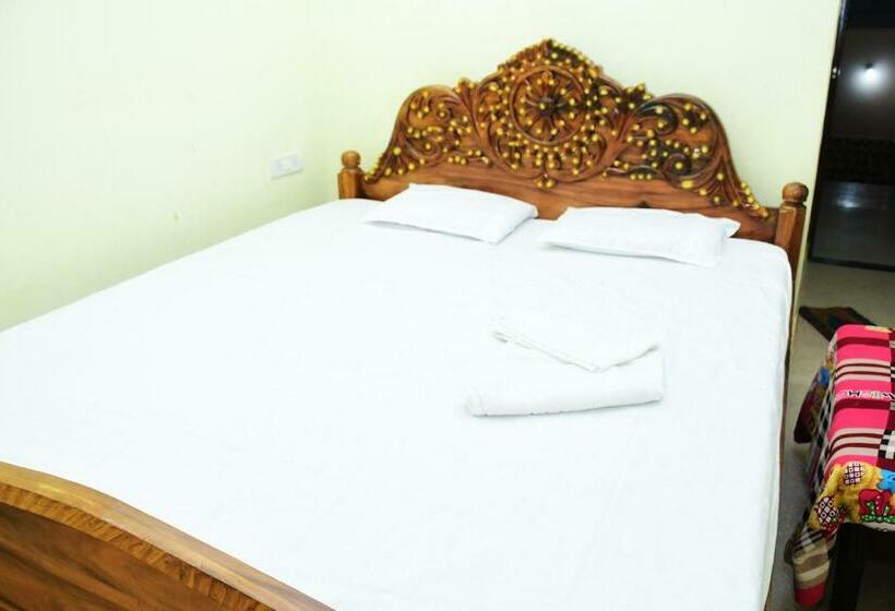 اتاق استاندارد با بالکن, Dream Palace