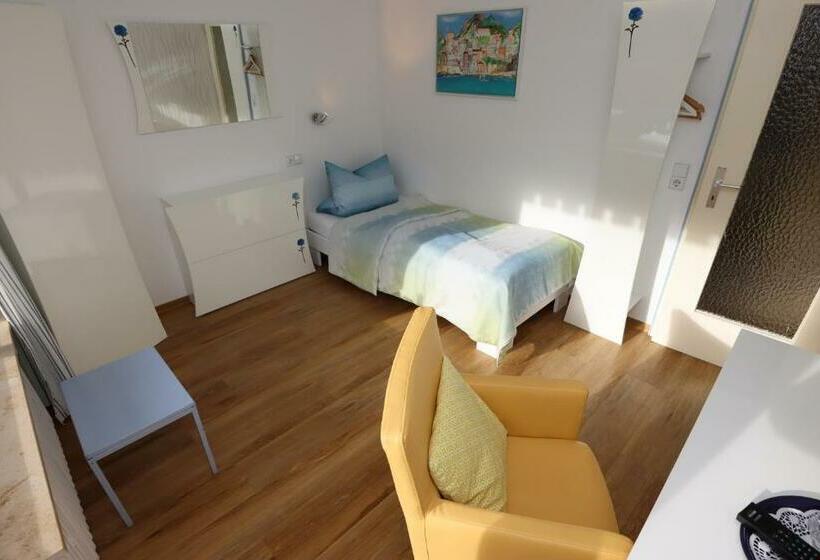 Номер Стандарт Индивидуальный, Sonnenhof Garni