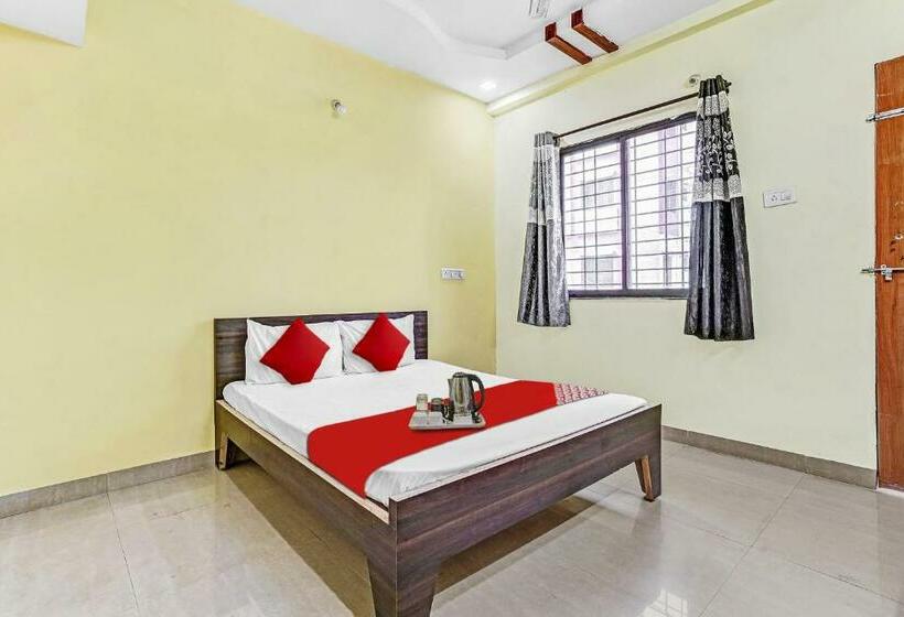 اتاق کلاسیک سه تخته, Spot On Ravina Service Appartment