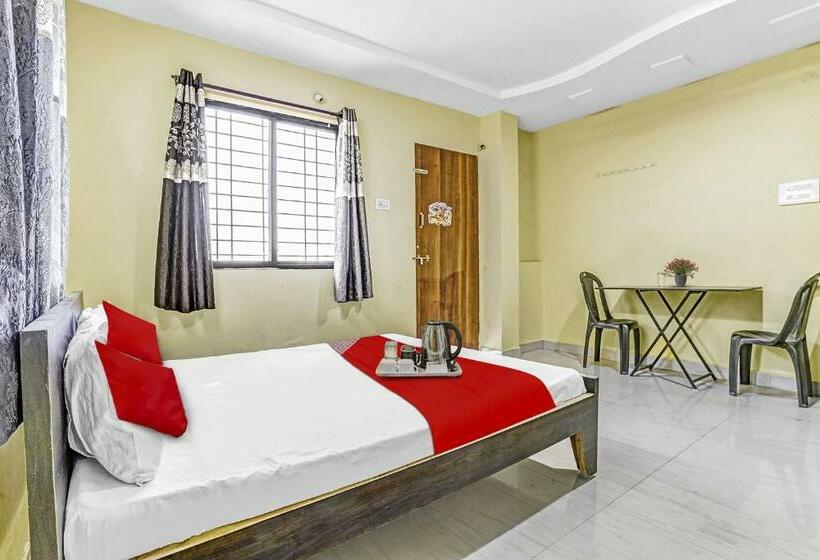 اتاق کلاسیک سه تخته, Spot On Ravina Service Appartment