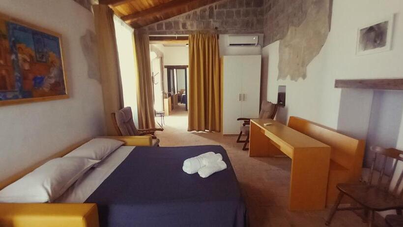 غرفة قياسية رباعية, Mulino Bencivenga