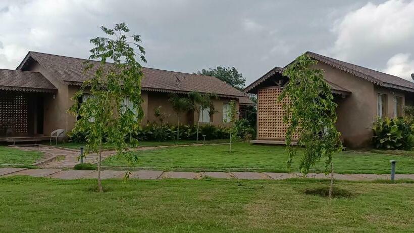 غرفة ديلوكس, Orient Woods Pench