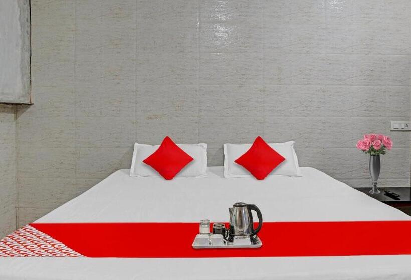 غرفة كلاسيكية ثلاثية, Oyo Flagship 70023 New Mansi