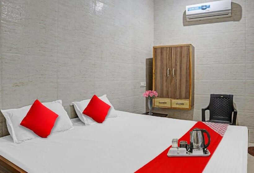 اتاق کلاسیک سه تخته, Oyo Flagship 70023 New Mansi