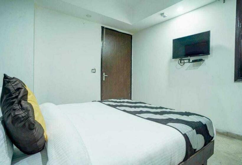 غرفة كلاسيكية ثلاثية, Pop 700964  Pingal Dream Near Prachin Shani Mandir