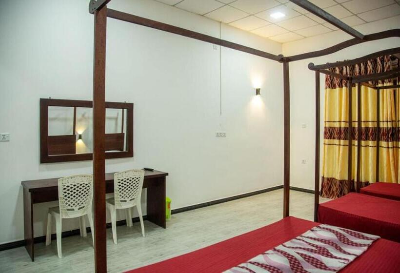 带花园景观的标准三人间, Yala Viewer Bird Resort And Safari