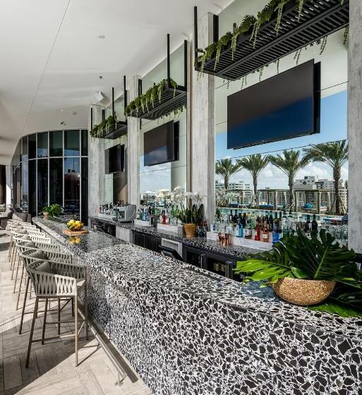 شقة غرفتين, Luxury Beachfront Apartment In Hyde Resort