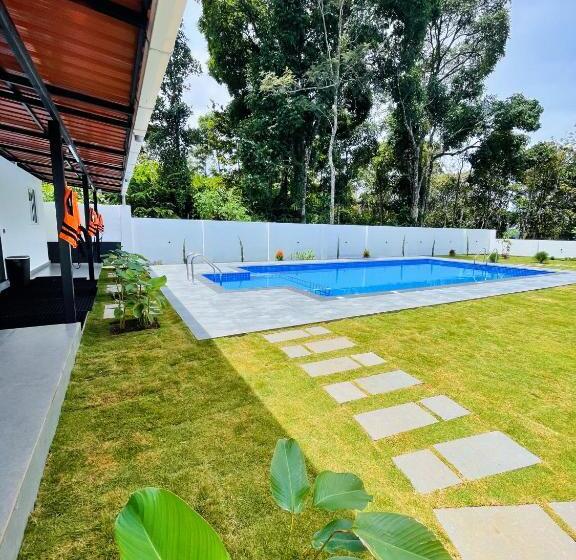 חדר דלוקס עם מרפסת, The Windy Mist Resort Munnar