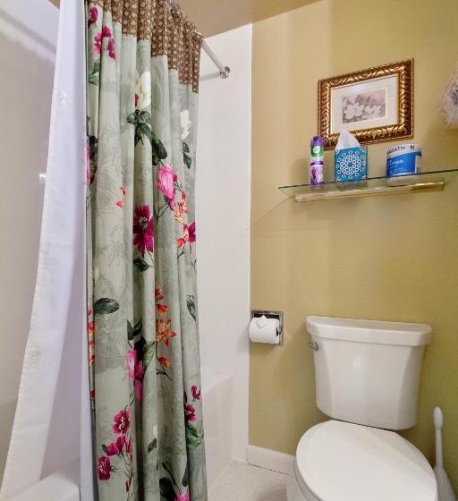 2间卧室的房子, After Eight Bed And Breakfast