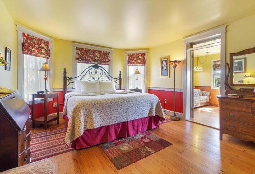 带大床的豪华间, After Eight Bed And Breakfast