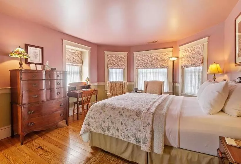 クラシックルーム, After Eight Bed And Breakfast