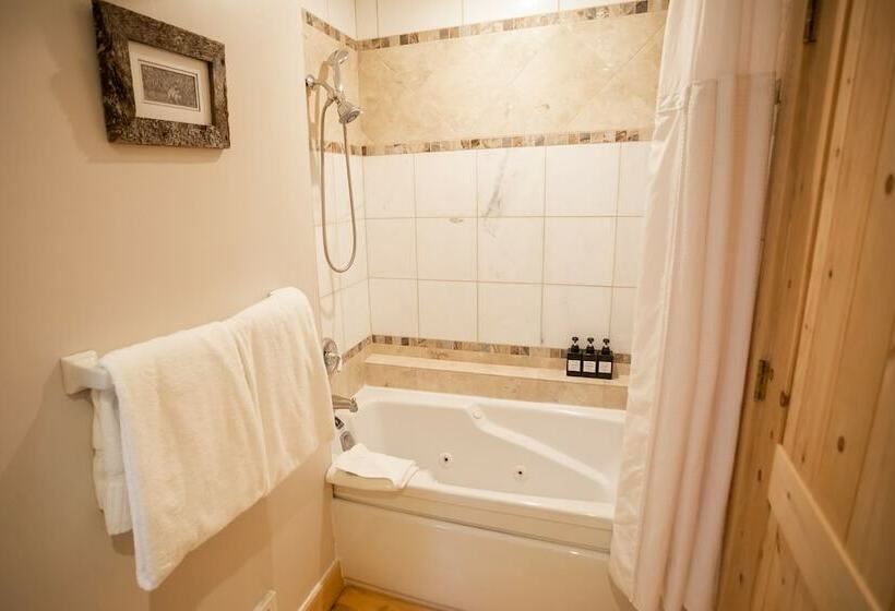 غرفة قياسية سرير كينج, Bentwood Inn