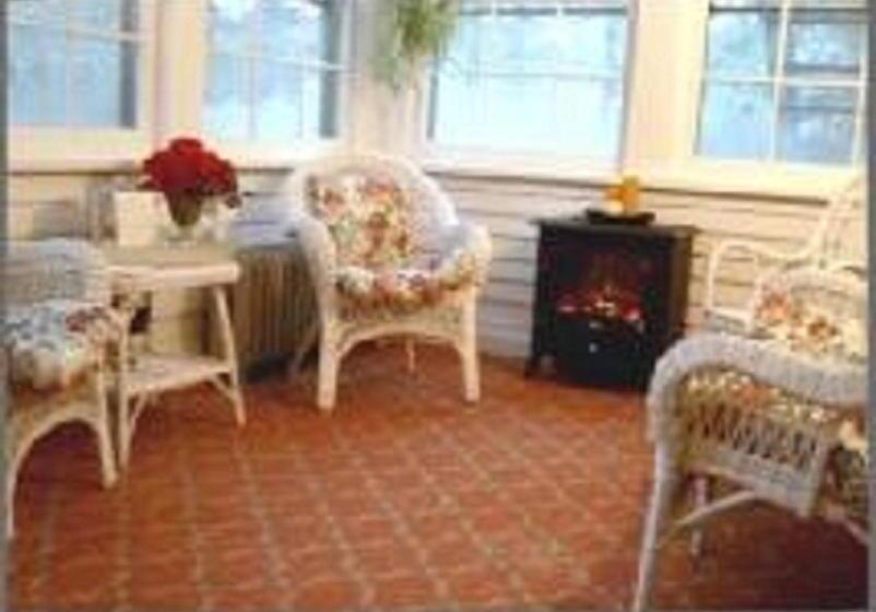 套房, Brookview Manor Inn