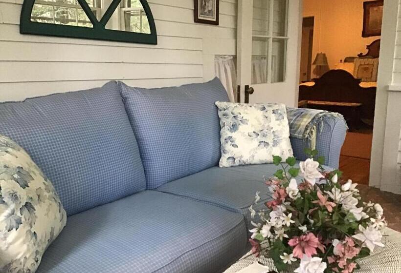 套房, Brookview Manor Inn