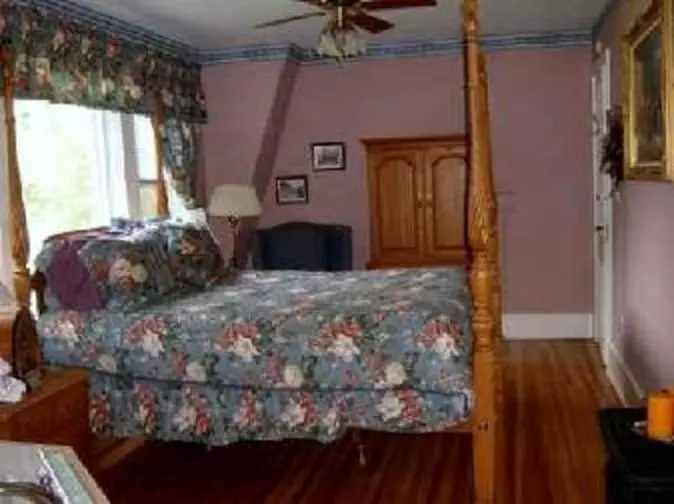 バスタブ付きデラックスルーム, Brookview Manor Inn