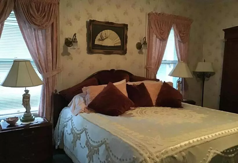 キングサイズベッドのデラックススイート, Brookview Manor Inn