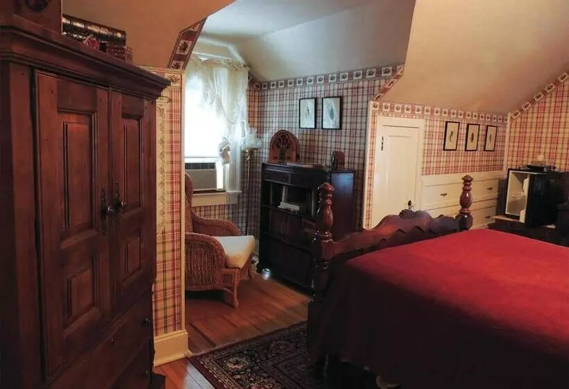 キングサイズベッドのデラックススイート, Brookview Manor Inn