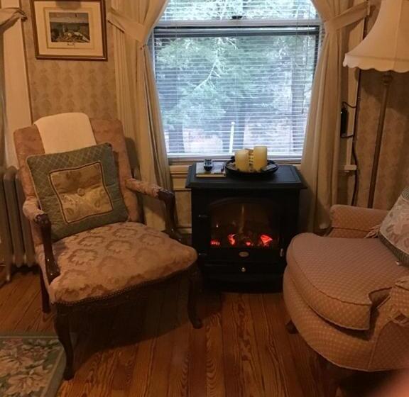 标准房带园景, Brookview Manor Inn